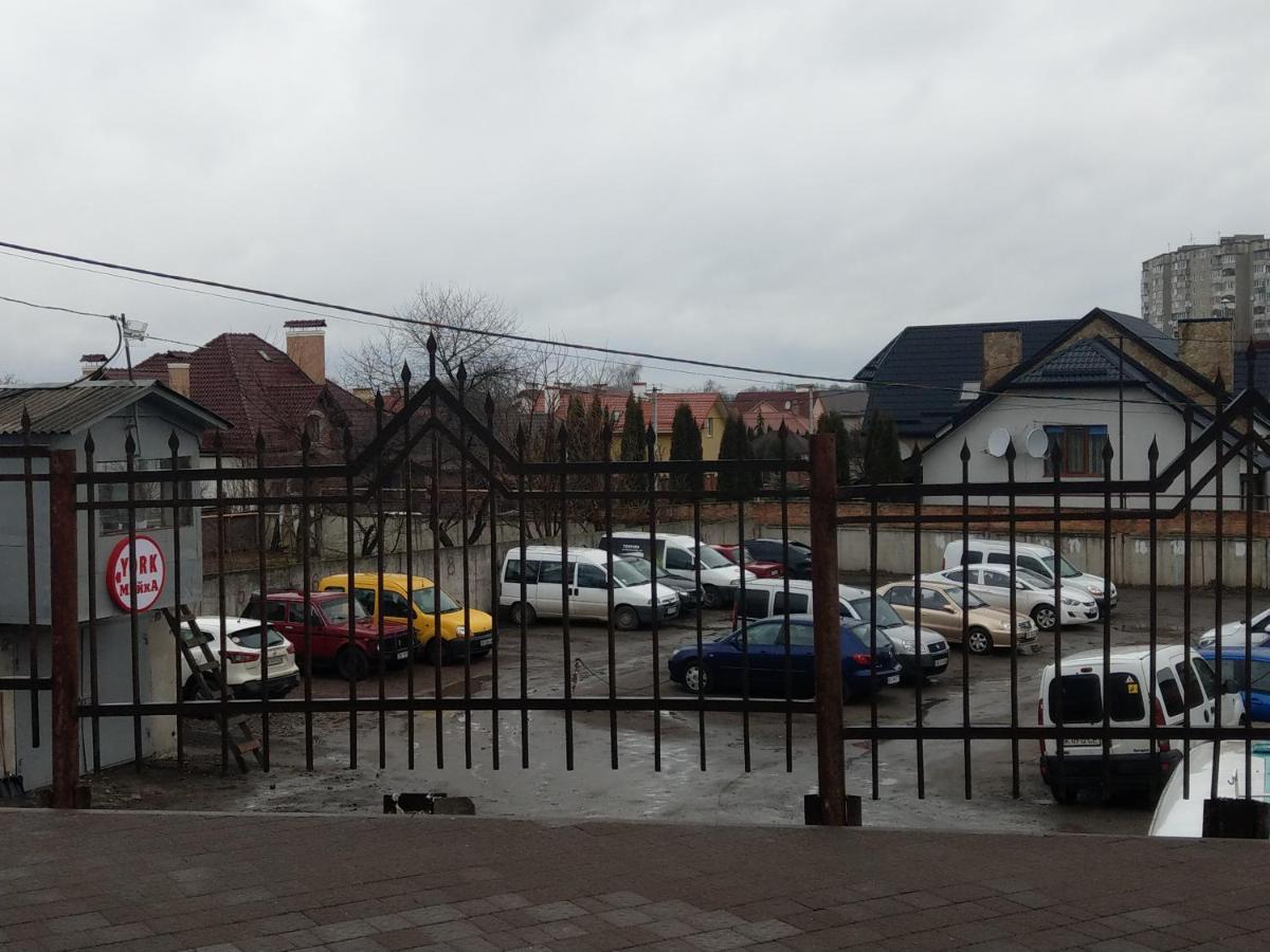 Однокімнатна Квартира В Новобудові По Мельника Rivne Extérieur photo